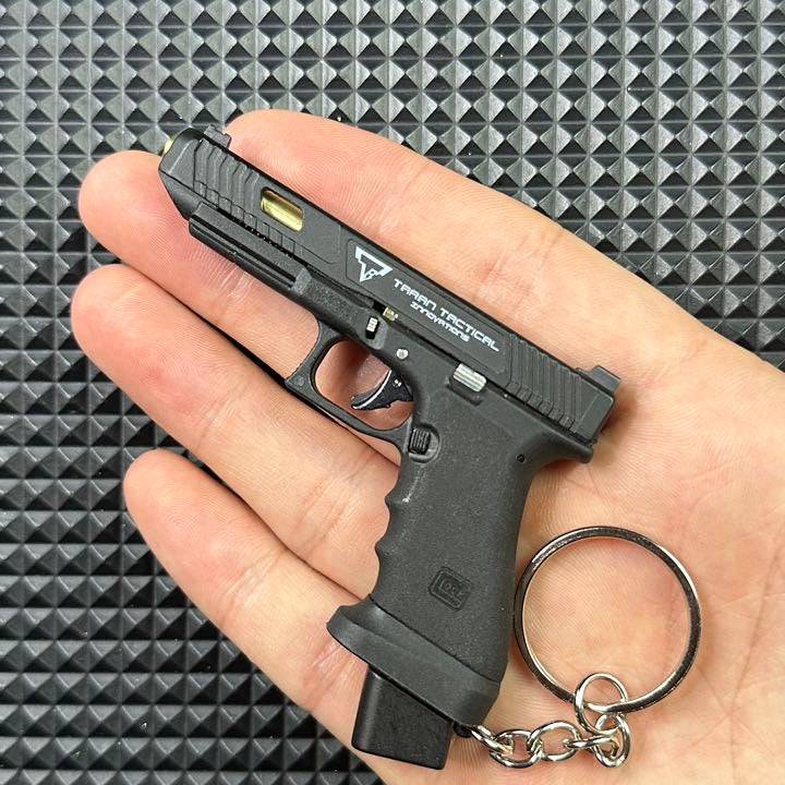New 1:3 Glock 17 Metal Model Detachable Keychain - TOP BOOST TOYS