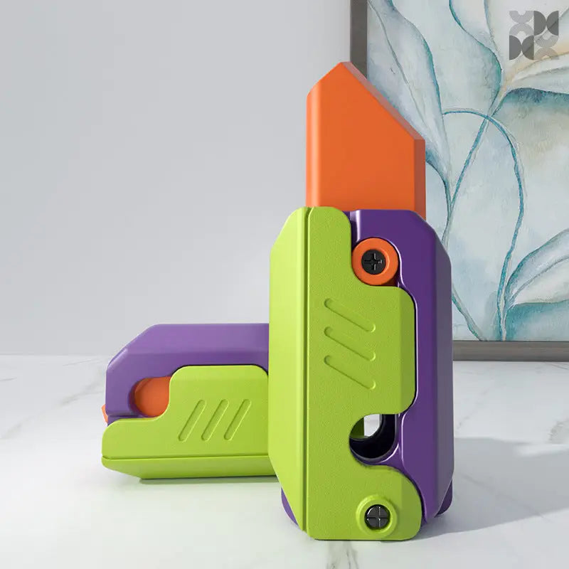 3D Printed Baby Mini M1911 Gravity Cub Jumping Small Fidgets - Green purple knife ✩
