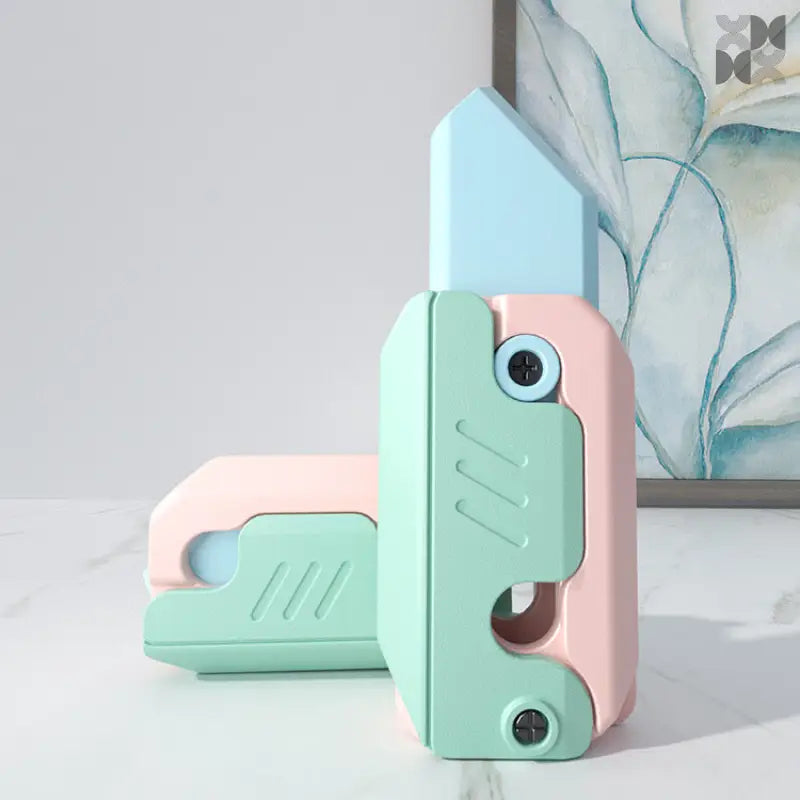 3D Printed Baby Mini M1911 Gravity Cub Jumping Small Fidgets - Macaron knife