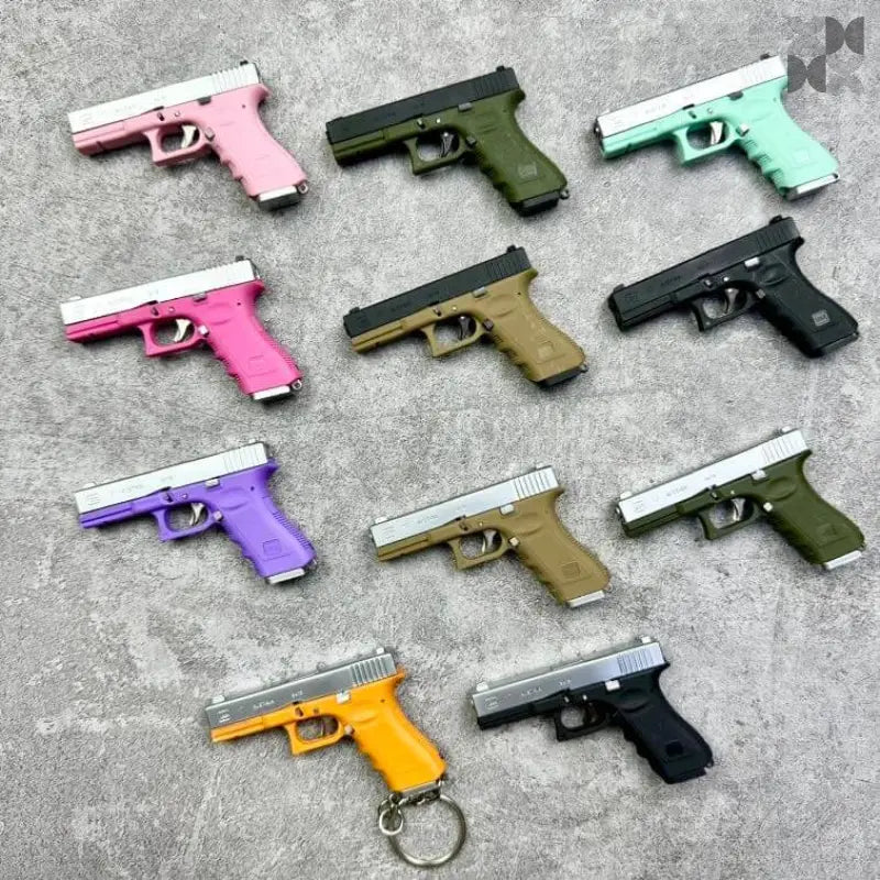 New 1:3 Glock 17 Metal Model Detachable Keychain - TOP BOOST TOYS
