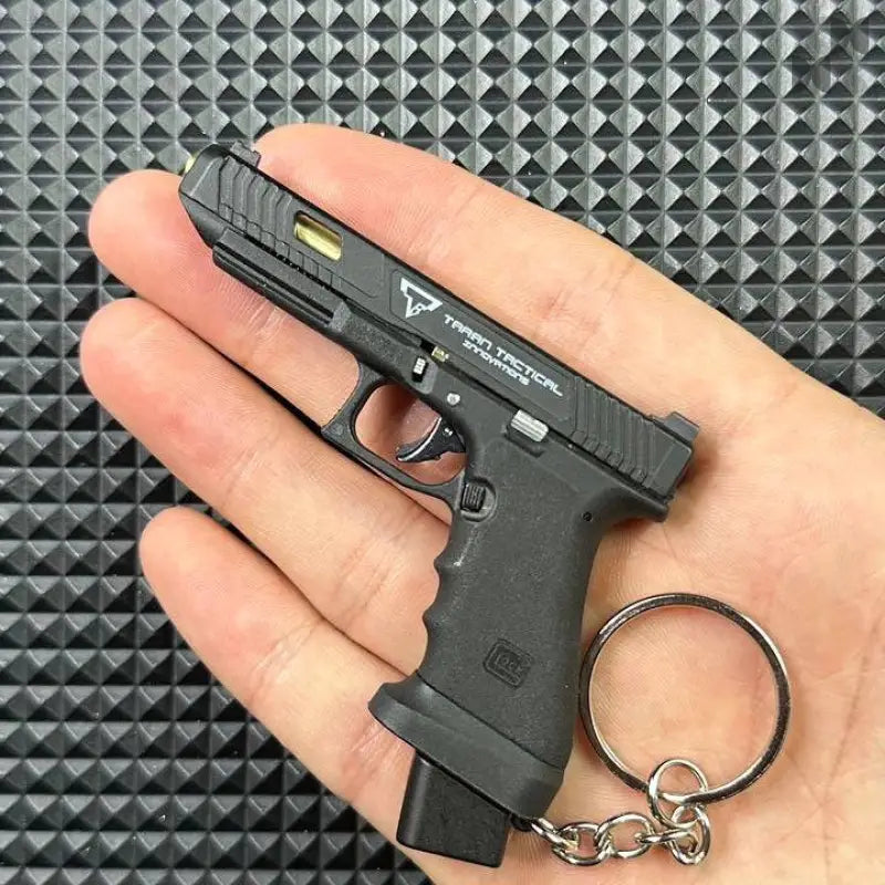 New 1:3 Glock 17 Metal Model Detachable Keychain - TOP BOOST TOYS